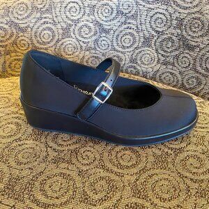 Alegria - Haylo Black - Multiple Sizes (NEW W/ BOX)